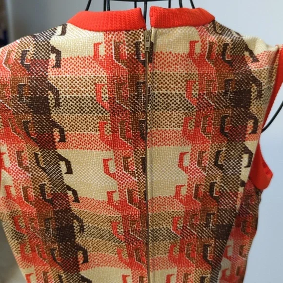 Vintage Sleeveless Dress - Picture 5 of 9